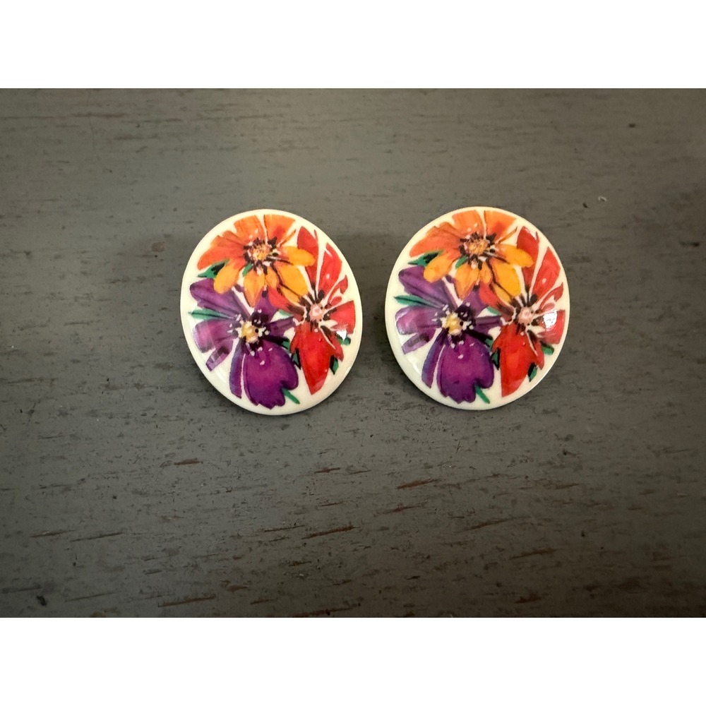 Vintage Floral Oval Stud Earrings White Purple Orange Red Flower Post Backs